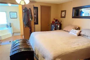 802 N Glass St, Franklin, TX 77856 - Photo 9