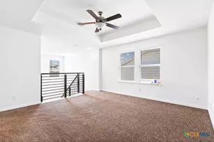 11221 Hollinger Cir, Converse, TX 78109 - Photo 19