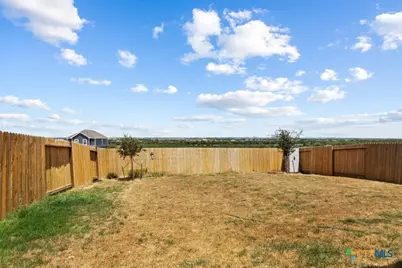 11221 Hollinger Circle, Converse, TX 78109 - Photo 23