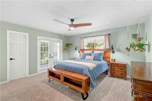 126 Lakeview Dr, Victoria, TX 77905 - Photo 13