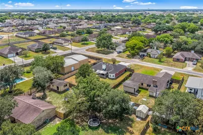 504 Canadian, Victoria, TX 77905 - Photo 33
