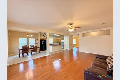 106 Heritage Oak Court, Victoria, TX 77901 - Photo 5