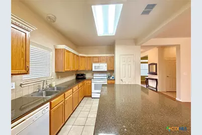 106 Heritage Oak Court, Victoria, TX 77901 - Photo 9