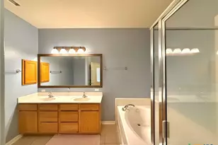 106 Heritage Oak Ct, Victoria, TX 77901 - Photo 23