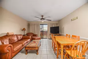 464 15th St, Port O'Connor, TX 77982 - Photo 5