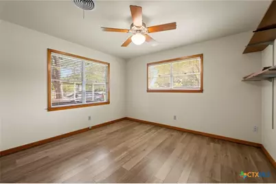 201 Hillcrest Drive, Luling, TX 78648 - Photo 11