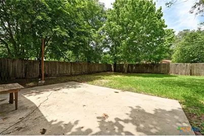 201 Hillcrest Drive, Luling, TX 78648 - Photo 15