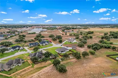 106 Laurel Oak Circle, Cuero, TX 77954 - Photo 27