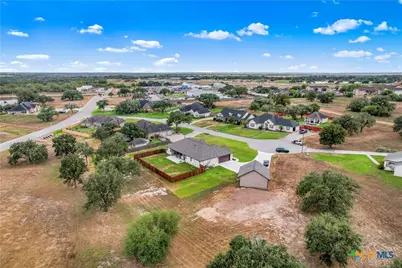 106 Laurel Oak Circle, Cuero, TX 77954 - Photo 29