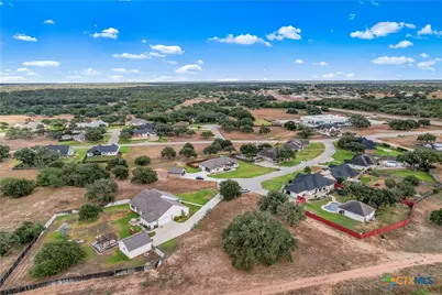 106 Laurel Oak Circle, Cuero, TX 77954 - Photo 31