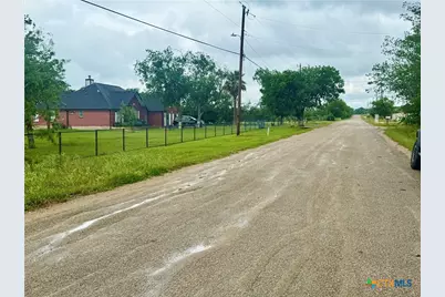 00 Engelke, Kyle, TX 78640 - Photo 5