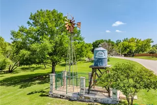 4090 Turning Leaf Dr, Nolanville, TX 76559 - Photo 29