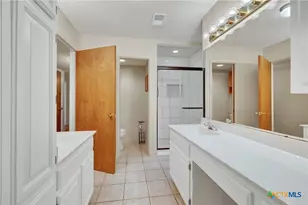 1380 Ponderosa Dr, New Braunfels, TX 78132 - Photo 19
