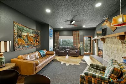 371 W Lincoln Street #C204, New Braunfels, TX 78130 - Photo 23