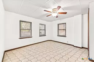 781 Lookout Dr, Lakehills, TX 78063 - Photo 13