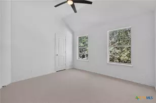 3027 Hidden Mdw, Seguin, TX 78155 - Photo 17