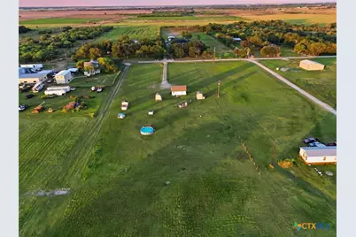 842 Wischkaemper Road, Victoria, TX 77905 - Photo 27