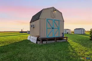 842 Wischkaemper Rd, Victoria, TX 77905 - Photo 17