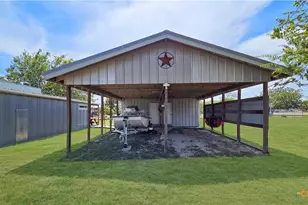 306 Main St, Austwell, TX 77950 - Photo 27