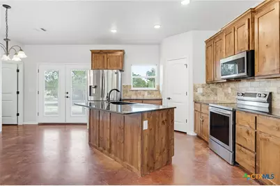 534 County Road 3081, Lampasas, TX 76550 - Photo 11