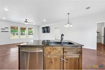534 County Road 3081, Lampasas, TX 76550 - Photo 13