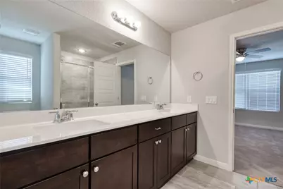 1945 Edelweiss, New Braunfels, TX 78130 - Photo 27