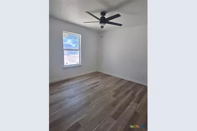 504 N 14th Street, Gatesville, TX 76528 - Photo 7