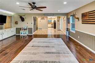 351 Sulphur Estates Rd, Victoria, TX 77905 - Photo 11