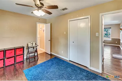 351 Sulphur Estates Rd, Victoria, TX 77905 - Photo 13