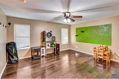 351 Sulphur Estates Rd, Victoria, TX 77905 - Photo 23