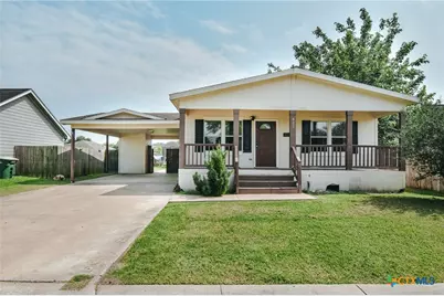 807 E Mesquite Lane, Victoria, TX 77901 - Photo 1