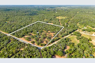 1079 Private Road 1051, Hallettsville, TX 77964 - Photo 1