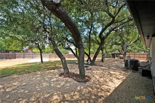 3584 Don Curtis St, Belton, TX 76513 - Photo 33