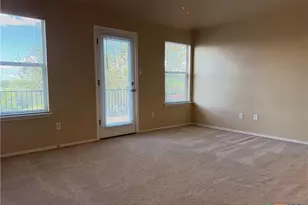 1229 Hilltop Dr, San Marcos, TX 78666 - Photo 9