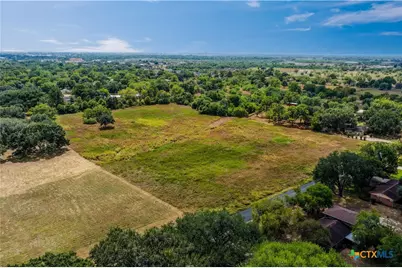 303 Edinburgh Street, Victoria, TX 77904 - Photo 7