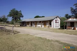 810 Fm 470, Bandera, TX 78003 - Photo 25