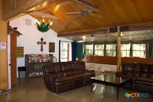 810 Fm 470, Bandera, TX 78003 - Photo 15