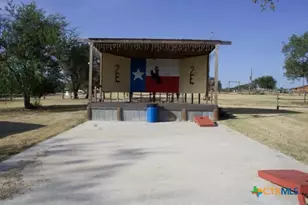 810 Fm 470, Bandera, TX 78003 - Photo 21
