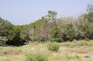 810 Fm 470, Bandera, TX 78003 - Photo 29