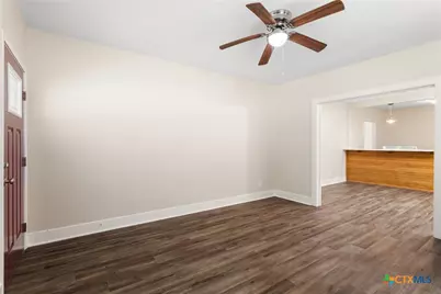 1903 E North Street, Victoria, TX 77901 - Photo 5
