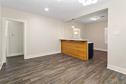 1903 E North Street, Victoria, TX 77901 - Photo 7
