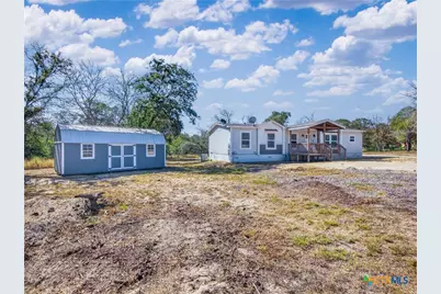 209 Sandy Oaks Drive, Seguin, TX 78155 - Photo 37
