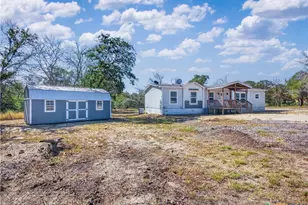 209 Sandy Oaks Dr, Seguin, TX 78155 - Photo 37