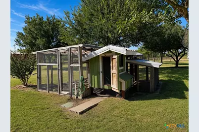 2415 Old Crawford Road, Crawford, TX 76638 - Photo 35