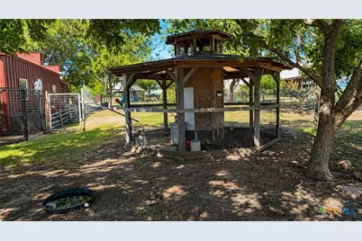 2415 Old Crawford Road, Crawford, TX 76638 - Photo 33