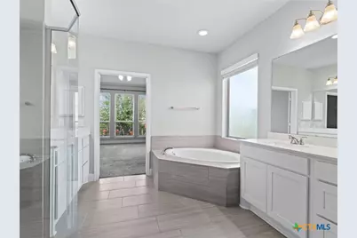 6501 Crockett Cove, Schertz, TX 78108 - Photo 17