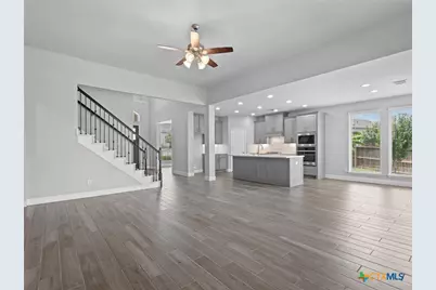 6501 Crockett Cove, Schertz, TX 78108 - Photo 9