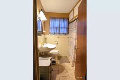 3308 Avondale Street, Victoria, TX 77901 - Photo 7