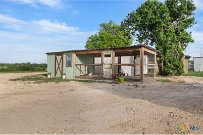 1591 Leissner School Road, Seguin, TX 78155 - Photo 43