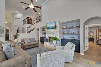 263 Hamburg Avenue, New Braunfels, TX 78132 - Photo 7